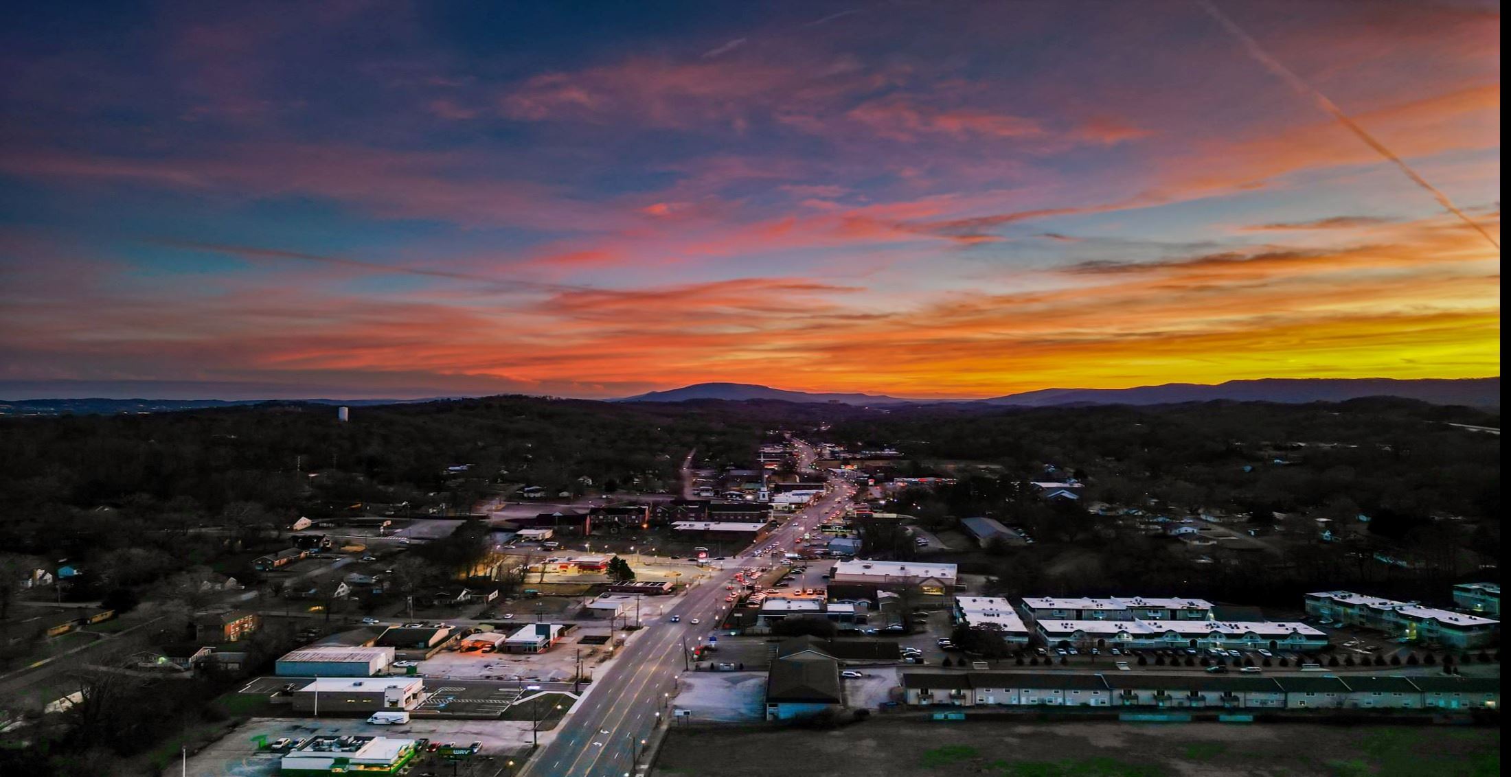 A Local's Guide to Red Bank: Chattanooga's Inner-Ring Food and Drink Strip